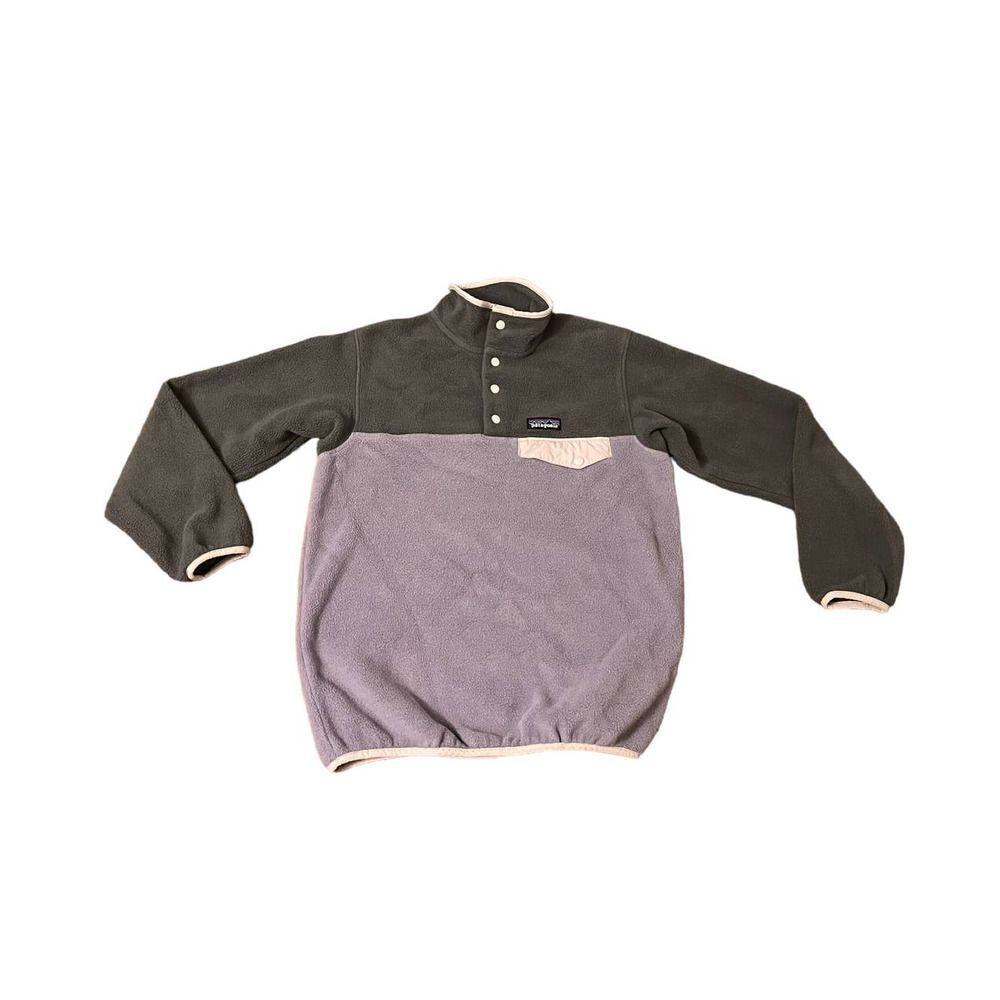 Patagonia Synchilla Womens Gray/Purple Fleece in good condition.
